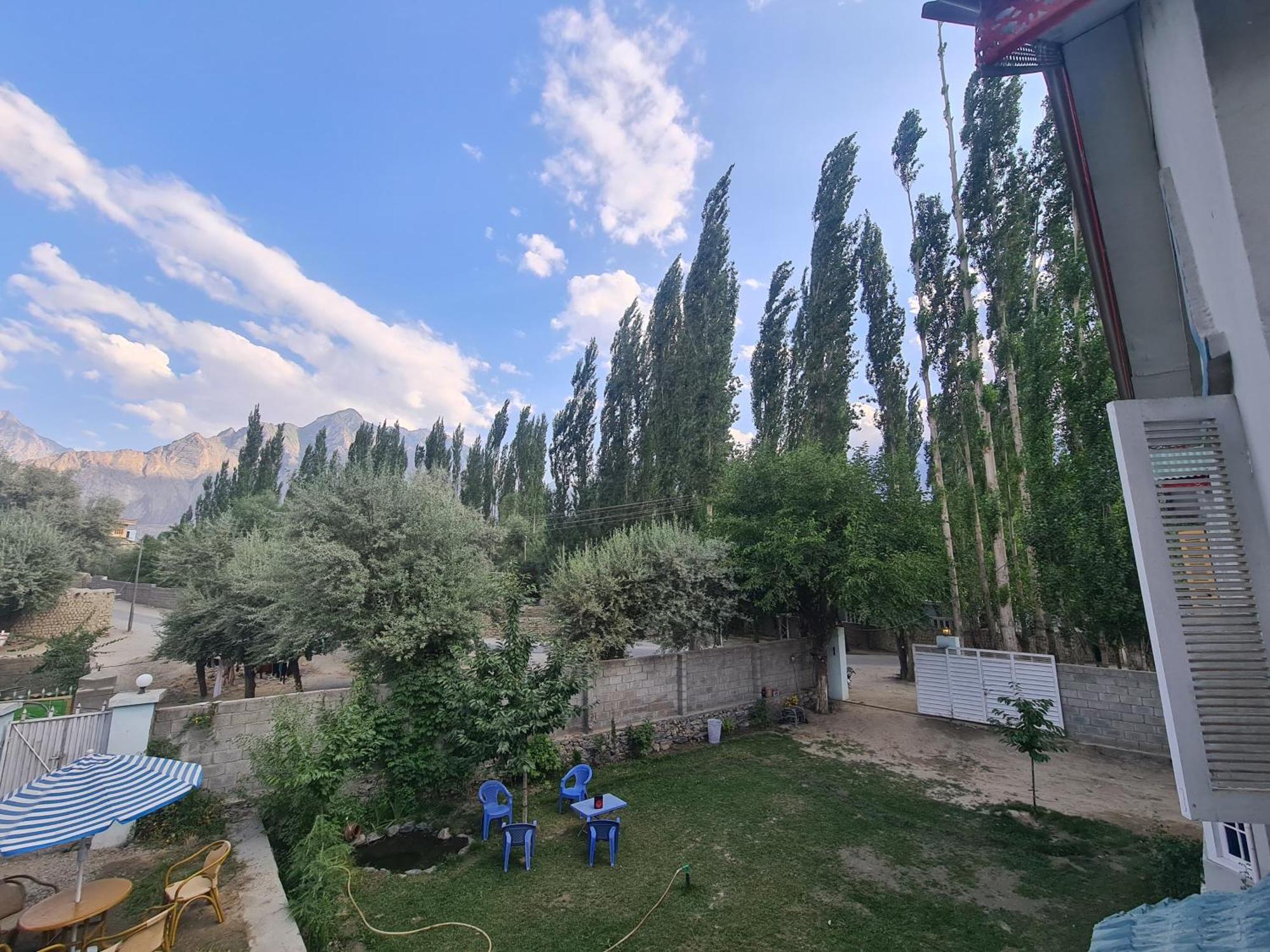 Rus Olive Lodge Skardu Camera foto